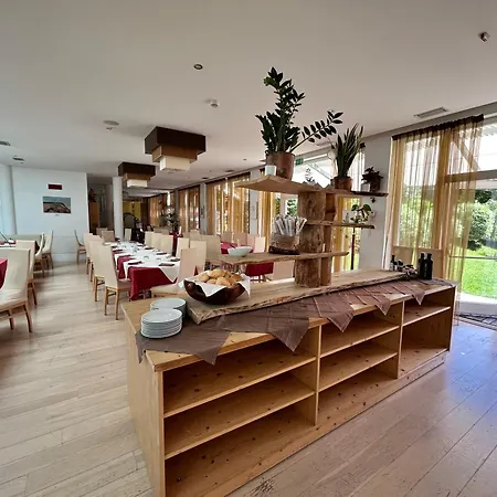 Alpen Hotel Eghel Resort & Spa-3