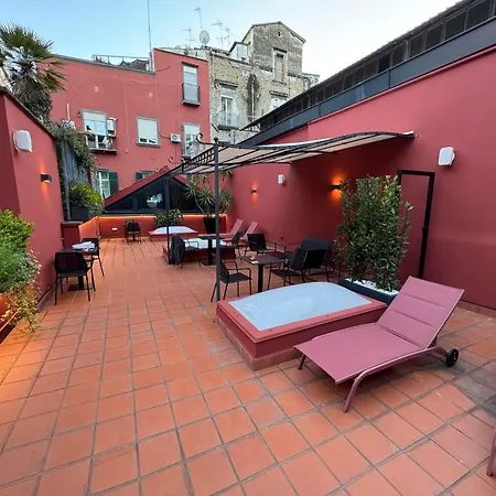 Caruso Place Luxury Rooms & Suites-2