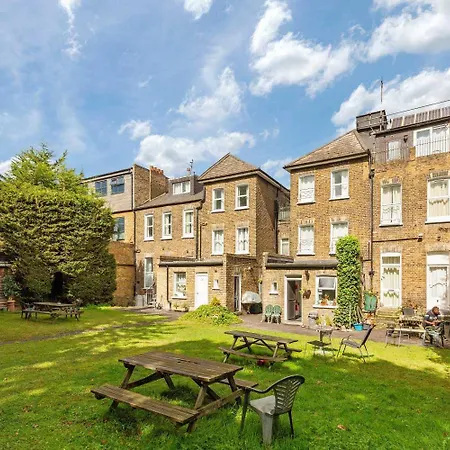 Amhurst Hotel-2
