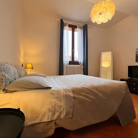 Yawhome B&B-2