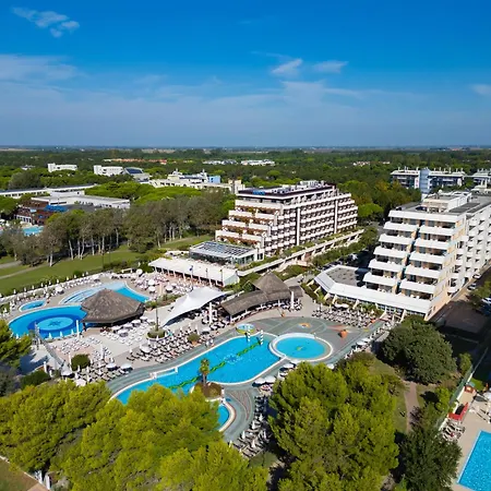 Aparthotel Holiday-2