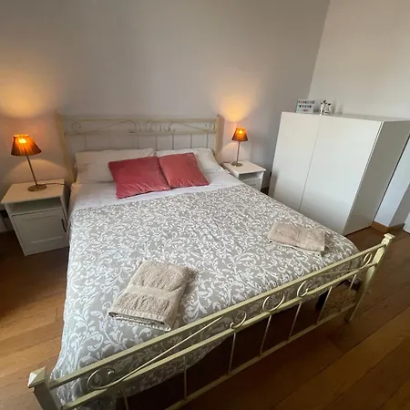 Paradise Suites - Brignole Station - Best Price Rooms - Always Open-2