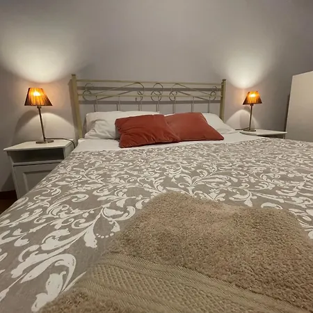 Paradise Suites - Brignole Station - Best Price Rooms - Always Open-3