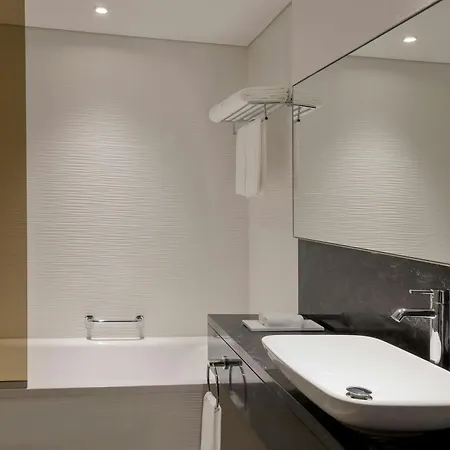 The First Collection Waterfront, Dubai, A Tribute Portfolio Hotel-3