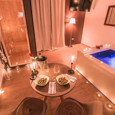Alma Suites - Jacuzzi Livorno-2