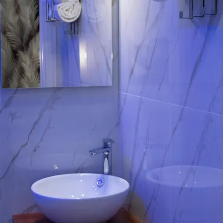 Stella Mia Luxury Rooms-2