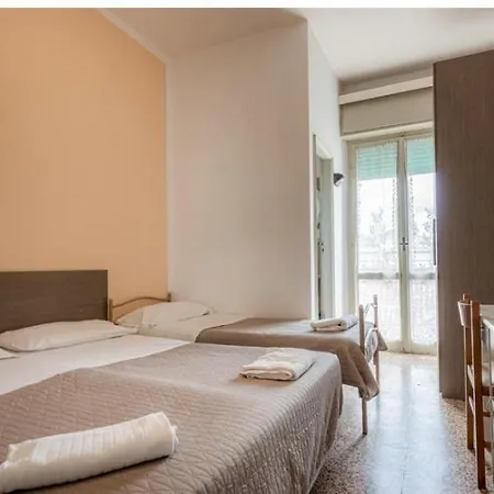 Hotel Britta-2