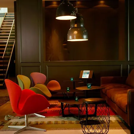Motel One Amsterdam-3