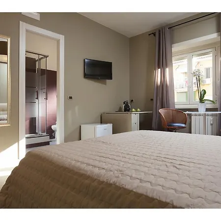 Alex'S Guest House-2