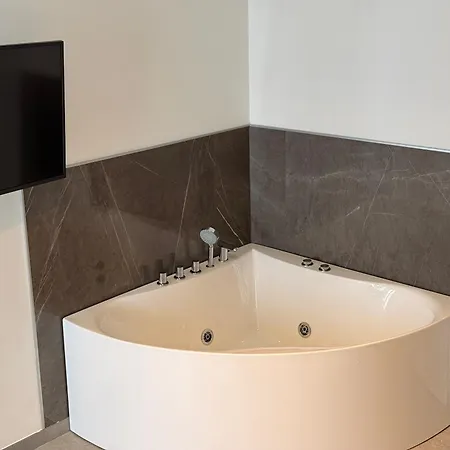 Modern Suites By YOU Rhome in Garbatella-3