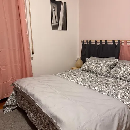 Tamika'S House-2