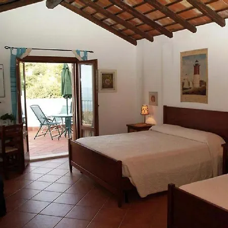 Punto De Vista B&B Makari-2