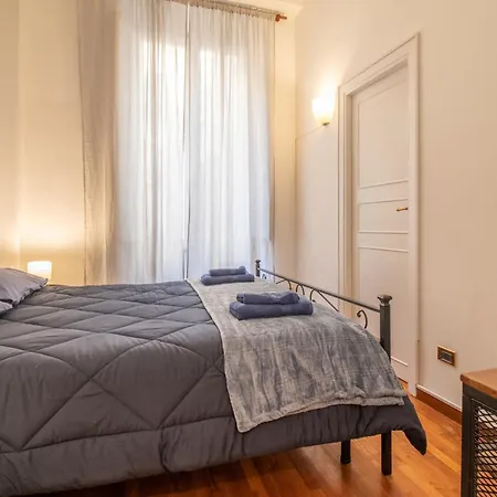 Praty Rooms-3