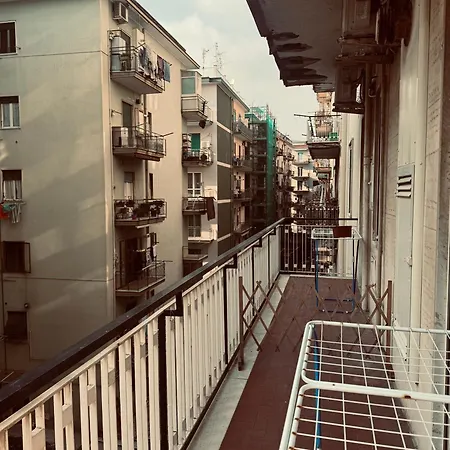 Suite 84 Holiday Home a pochi minuti dalla stazione-3