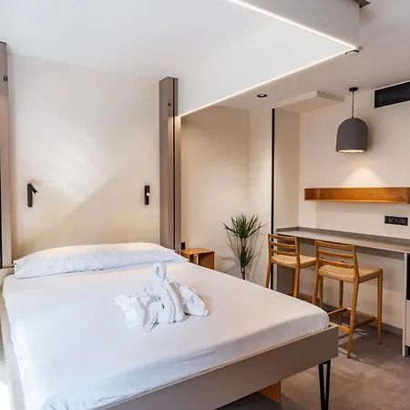Motus Disruptive Apartments-2