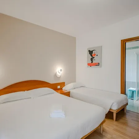 Hotel Nuova Barcaccia-3