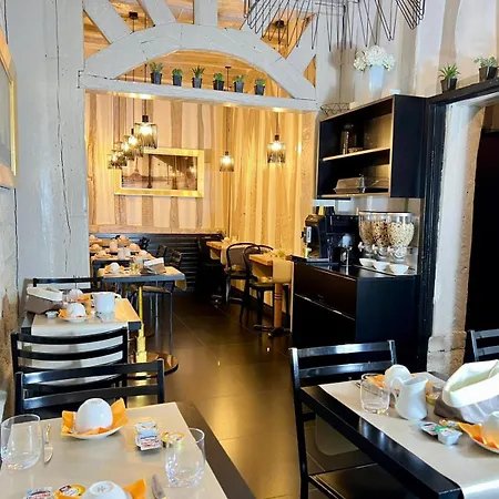 Pratic Hotel-2