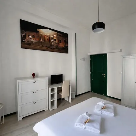 Cosmopolitan B&B-2