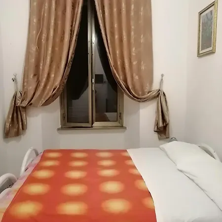 Roma Prince Inn accommodation-3