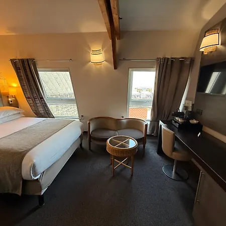 Holiday Inn Paris Montmartre By Ihg-2