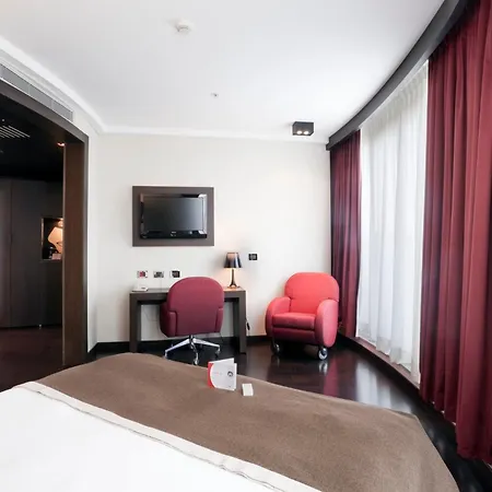 Crowne Plaza Milan City By Ihg-2