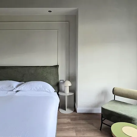Corso Italia Rooms-2