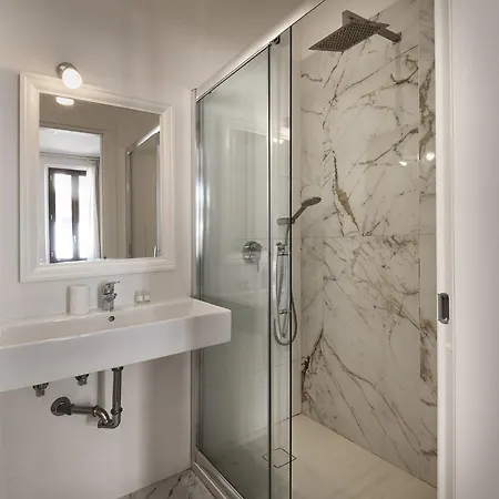 Colosseo Guest House-3