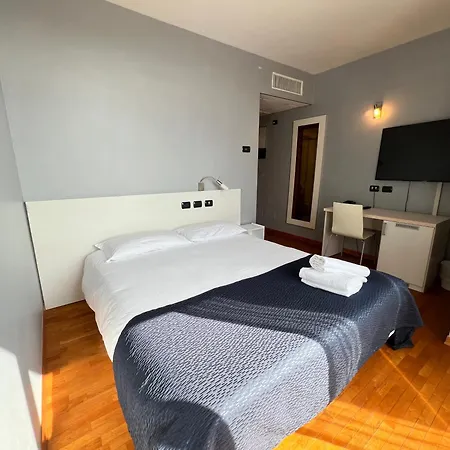 Master Hotel-2