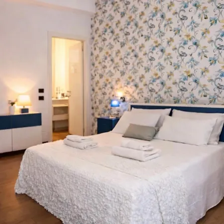 Comfy Vatican Suite-3