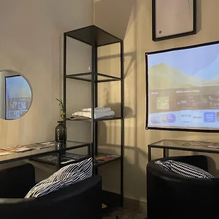 Three Rooms-3