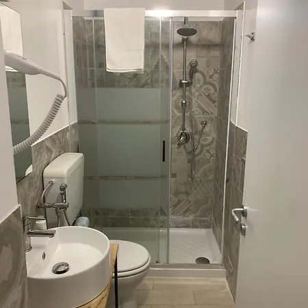 Mercede Rooms-2