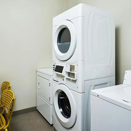 Springhill Suites By Marriott New York Queens-2