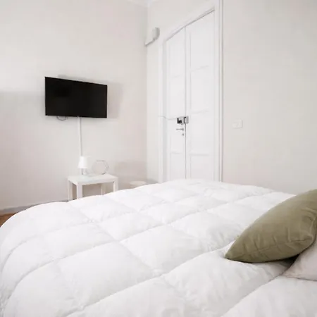 Etnea Rooms 270-2