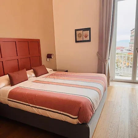 IL MASTIO Panoramic GUESTHOUSE - Vista Mare Napoli Centro-2