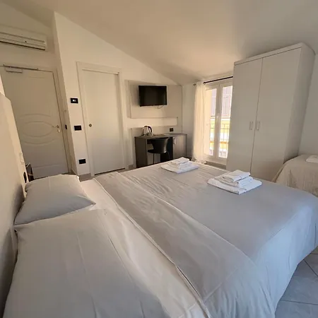 Hotel Gandolfo-3