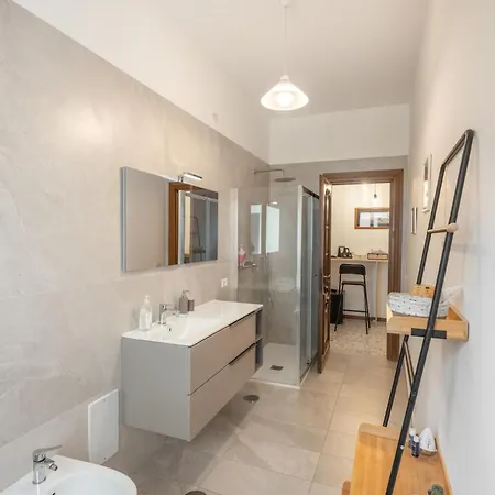 323 Cilea Apartment-3
