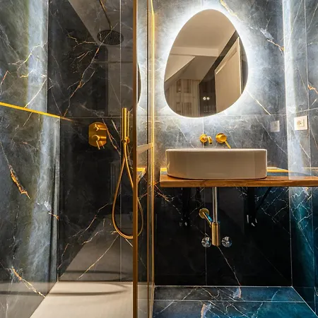 Giulia Urban Retreat Suites-2