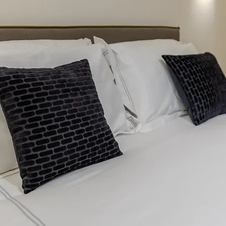 Les Nobles Guesthouse-3