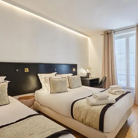 Hotel Eiffel Rive Gauche-3