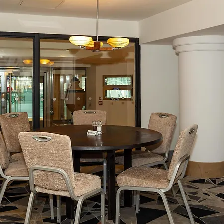Hilton London Paddington-2