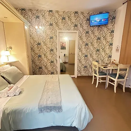 Bedrooms B&B-2