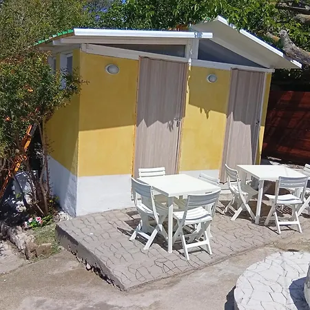 Una terrazza sul mare-3