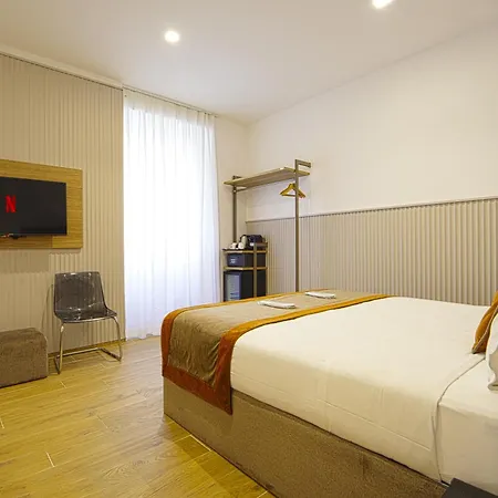 Home At Rome Vatican Suites-2
