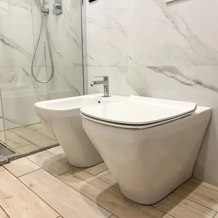 La Piazza Suite-2