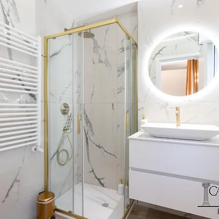 Caput Mundi Rooms - 100Mt To Metro A, Terrace, A-C, 15 Min To Center-3