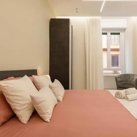 Suite Contè Binario Uno Napoli-2