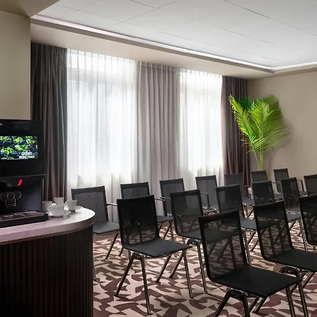 Nyx Hotel Rome By Leonardo Hotels-3
