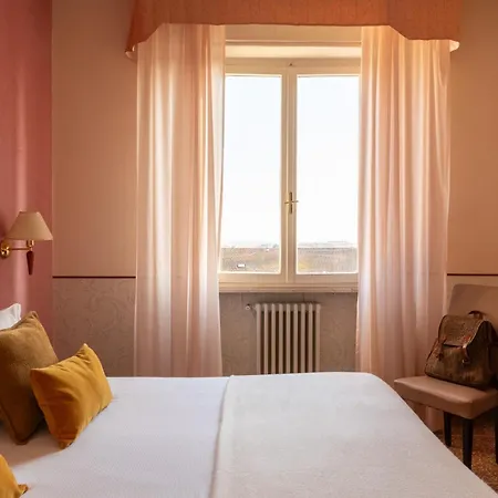 Hotel La Pace-2