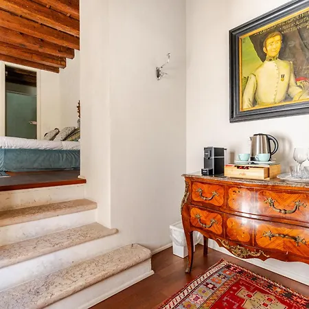 Truly Verona - Delle Erbe suites-3