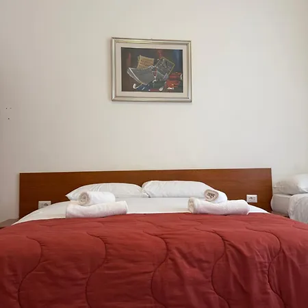 Roma paradise inn-2